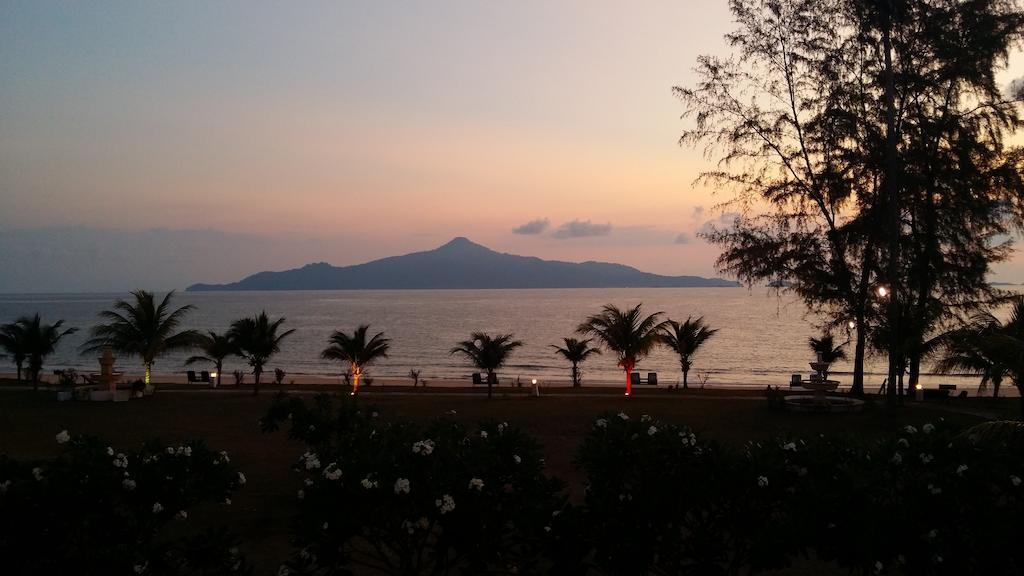 Sari Pacifica Resort & Spa, Sibu Island, Johor Pulau Sibu Buitenkant foto