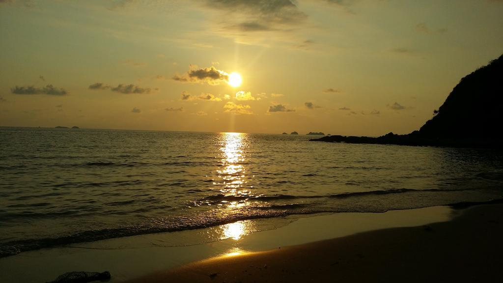 Sari Pacifica Resort & Spa, Sibu Island, Johor Pulau Sibu Buitenkant foto
